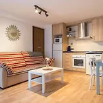 Llorens Apartman Arasan